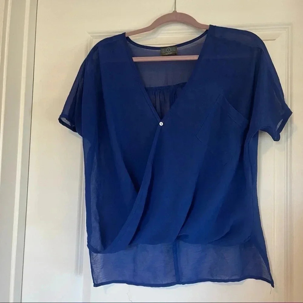 Blue short sleeve blouse with pocket detail